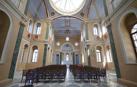 Aziz Vukolos Kilisesi Kültür Merkezi